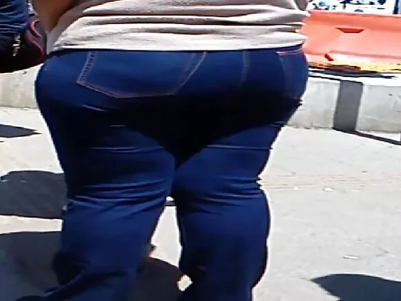 የጎለመሱ የ xxx የሌዝቢያን አያቶች የበሰሉ መቀመጫዎች ያሏቸው ቪዲዮዎች።
